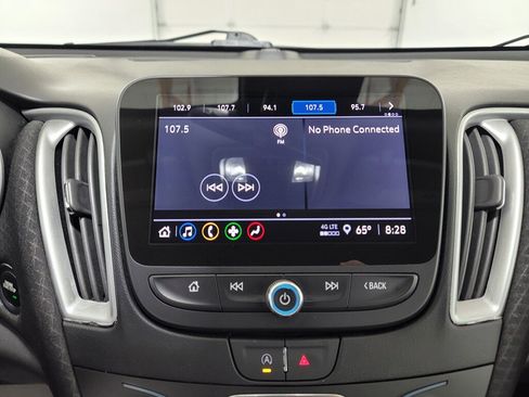 Used 2024 Chevrolet Malibu LT image 20