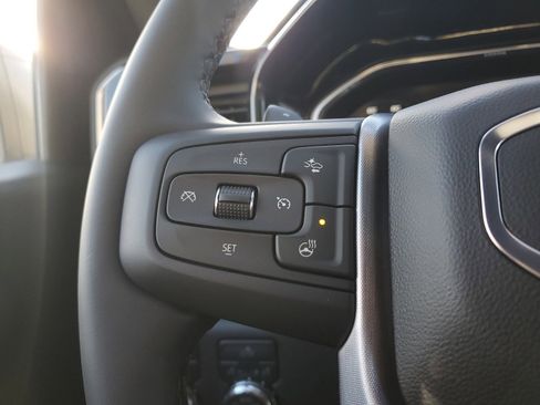 New 2025 GMC Sierra 1500 Elevation image 24