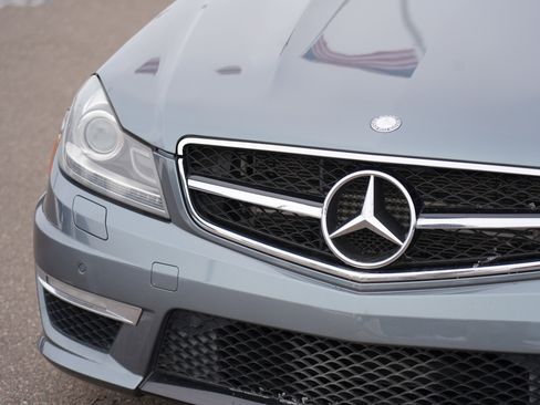 Used 2012 Mercedes-Benz C 63 AMG Sedan image 9