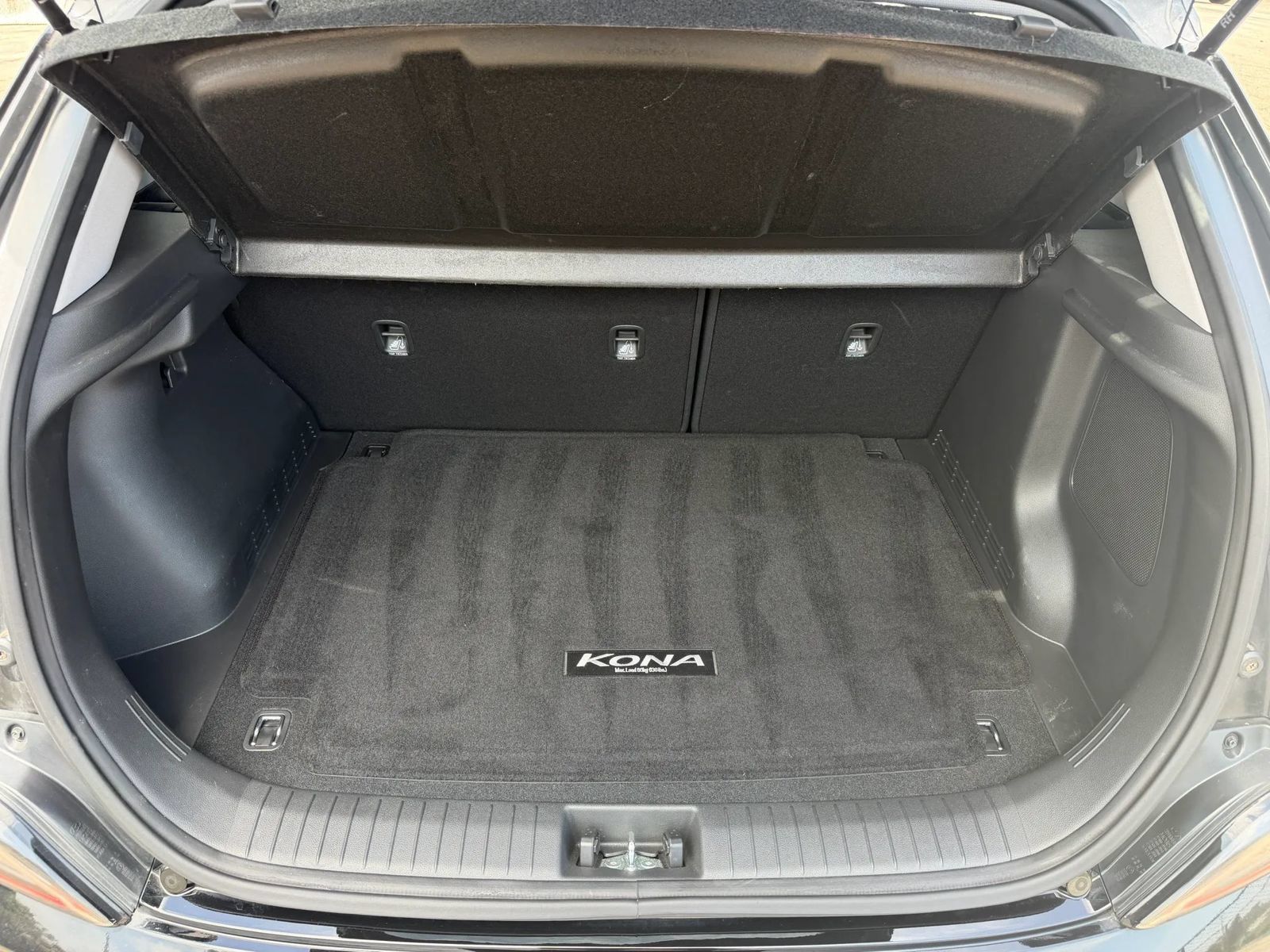 Used 2023 Hyundai Kona Limited FWD image 30