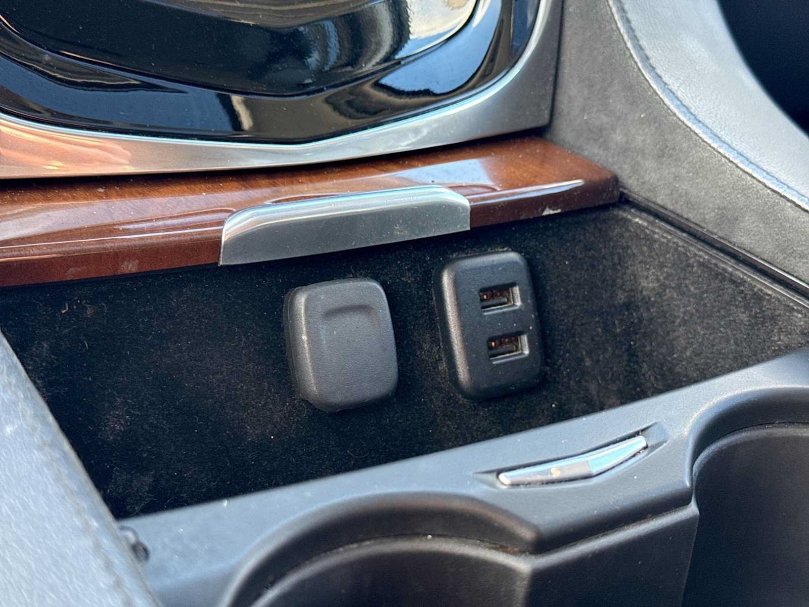 Used 2018 Cadillac Escalade ESV Premium Luxury AWD/4WD image 33