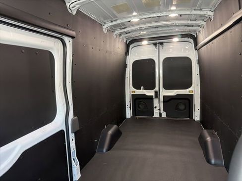 New 2026 Ford Transit 250 148 High Roof Extended w/ Load Area Protection Package RWD image 8
