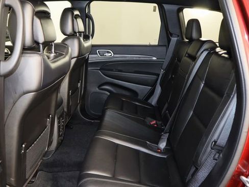 Used 2022 Jeep Grand Cherokee Limited image 17
