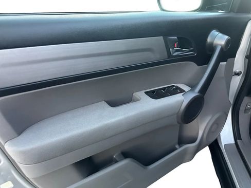 Used 2010 Honda CR-V LX image 10