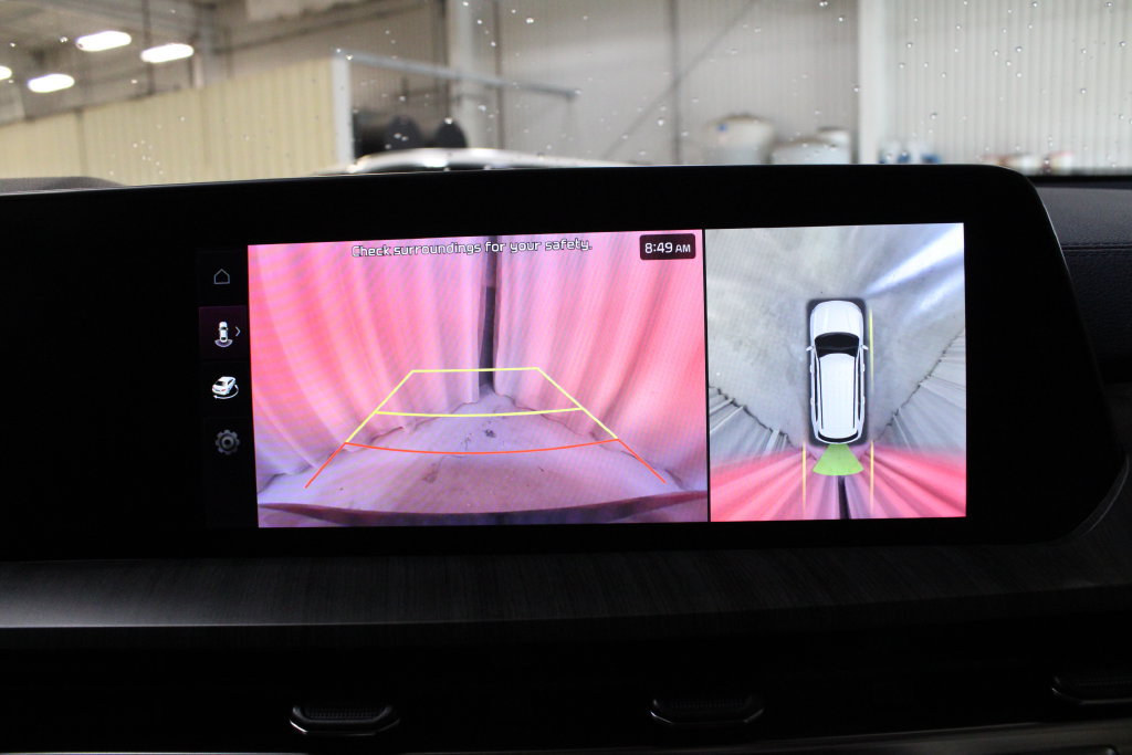 Used 2023 Kia Telluride SX AWD/4WD image 5
