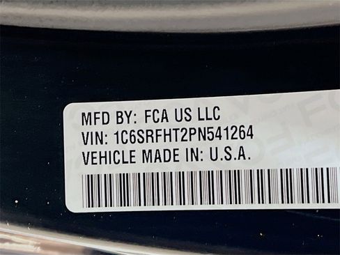 Used 2023 RAM 1500 Limited w/ Body Color Bumper Group image 28