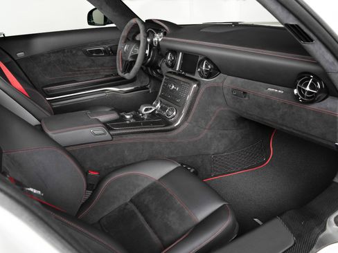 Used 2014 Mercedes-Benz SLS AMG Black Series image 35