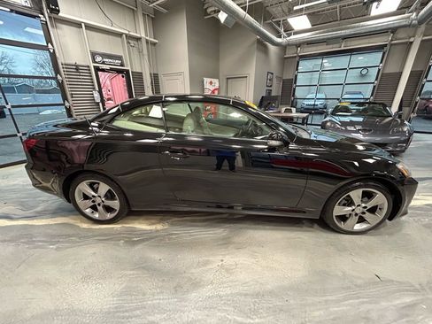 Used 2010 Lexus IS 250C image 27