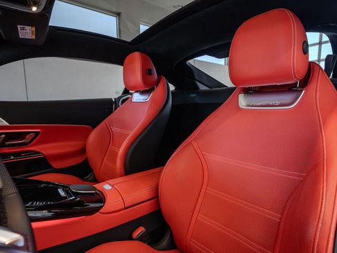 Used 2025 Mercedes-Benz AMG GT 63 image 25