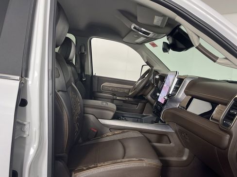 Used 2025 RAM 2500 Limited image 31