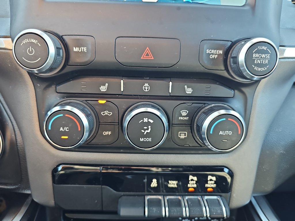 Used 2022 RAM 1500 Big Horn AWD/4WD image 24