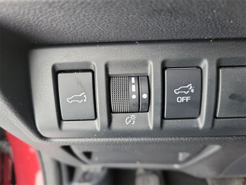 Used 2025 Subaru Outback Touring XT image 22