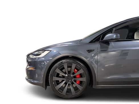 Used 2023 Tesla Model X Plaid image 16