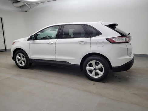 Used 2018 Ford Edge SE image 3