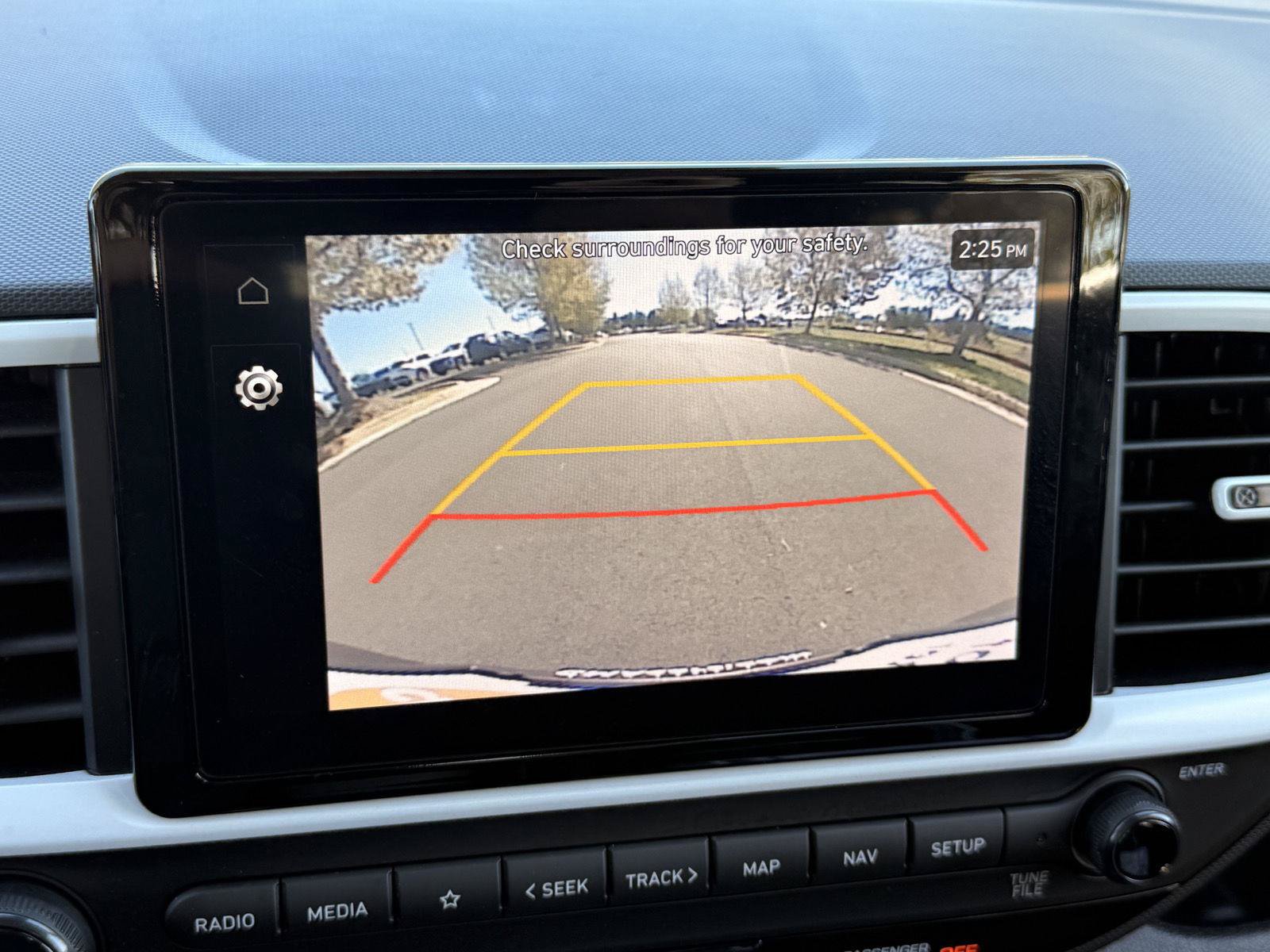 Used 2024 Hyundai Venue Limited FWD image 34