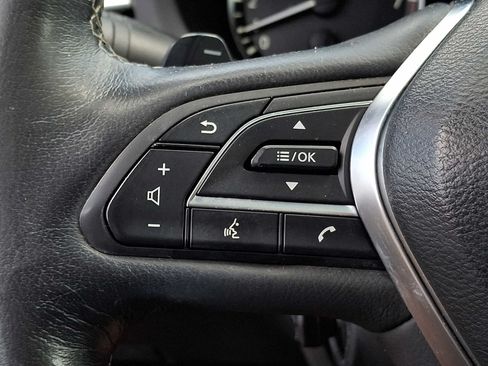 Used 2019 INFINITI QX50 Essential w/ Sensory Package AWD/4WD image 17