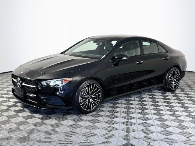 Used 2023 Mercedes-Benz CLA 250 4MATIC image 4