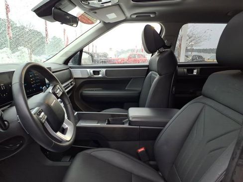 Used 2025 Hyundai Santa Fe XRT image 5