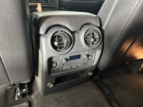 Used 2005 HUMMER H2 w/ Preferred Equipment Group image 24