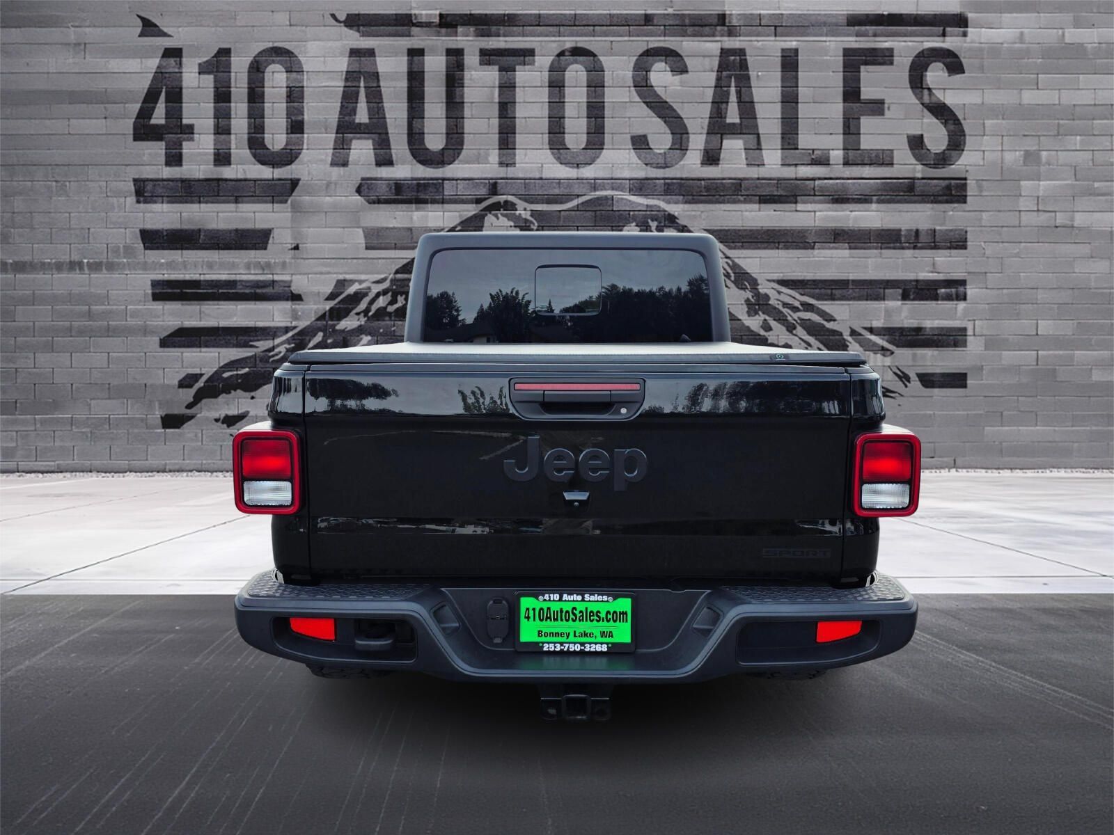 Used 2020 Jeep Gladiator Sport AWD/4WD image 4