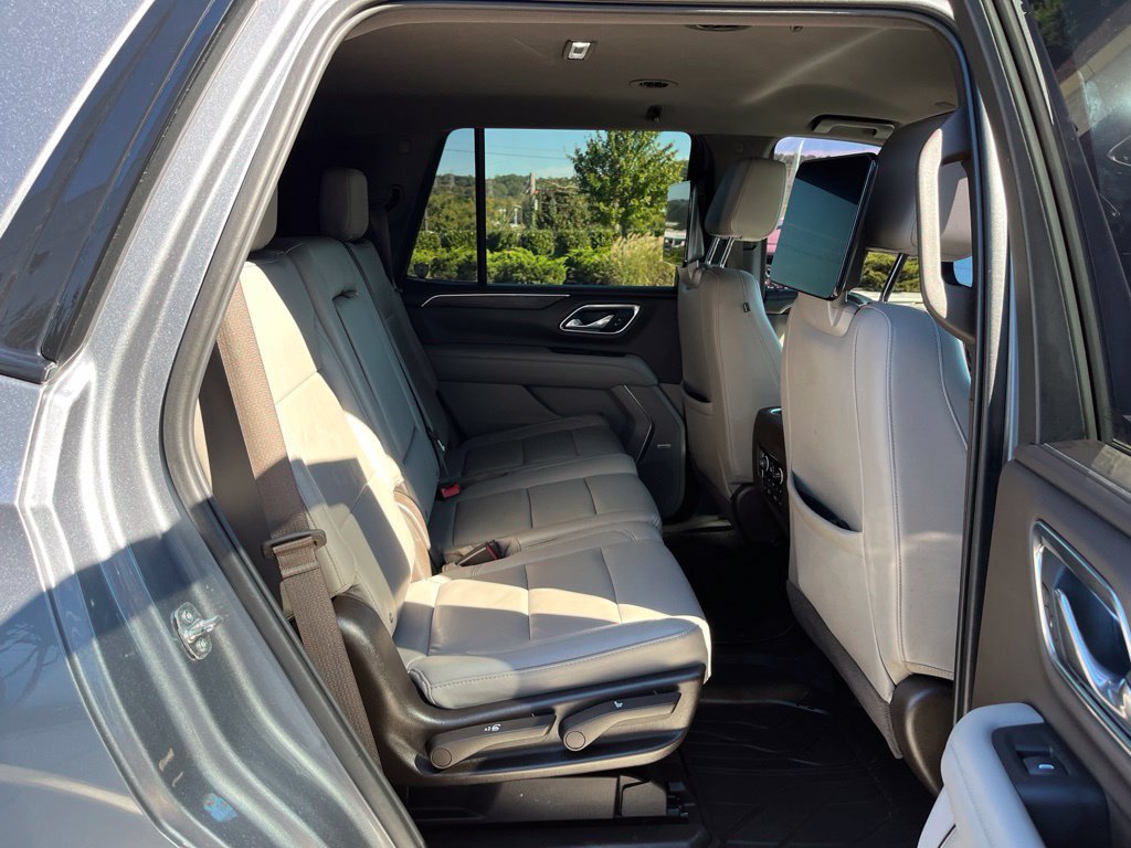 Used 2021 Chevrolet Tahoe Z71 w/ Z71 Off-Road Package AWD/4WD image 22