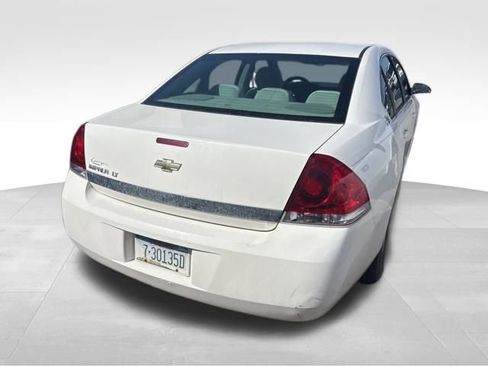 Used 2008 Chevrolet Impala LT FWD image 12