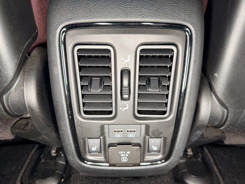 Used 2024 Dodge Durango R/T w/ Tow 'N Go Group AWD/4WD image 13