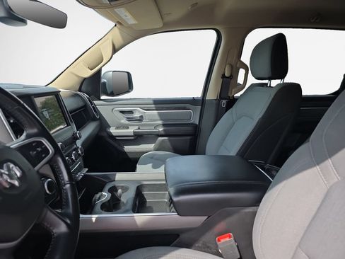 Used 2020 RAM 1500 Big Horn AWD/4WD image 12