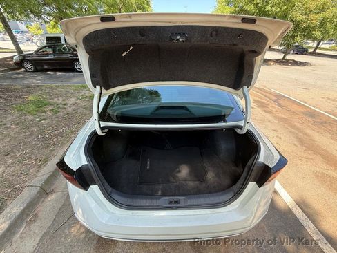 Used 2020 Nissan Altima 2.5 S FWD image 22