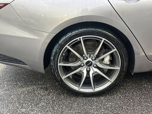 Used 2025 Genesis G70 2.5T image 17