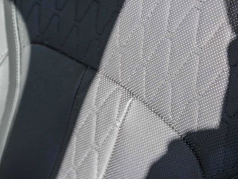 Used 2025 BMW X5 xDrive40i image 36