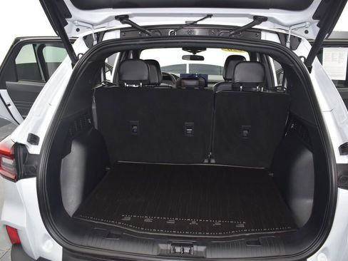 Used 2026 Ford Escape ST-Line w/ Tech Pack #1 AWD/4WD image 18