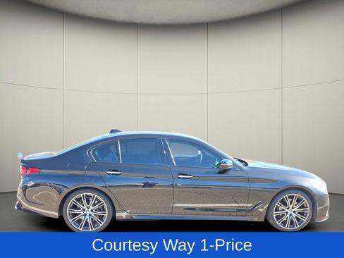 Used 2018 BMW 540i xDrive AWD/4WD image 11