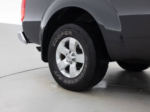 Used 2012 Nissan Frontier SV w/ SV Premium Utility Pkg image 19