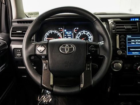 Used 2024 Toyota 4Runner TRD Off-Road image 15