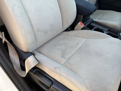 Used 2015 Honda CR-V LX image 29