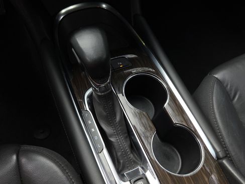 Used 2024 Chevrolet Malibu LT image 20