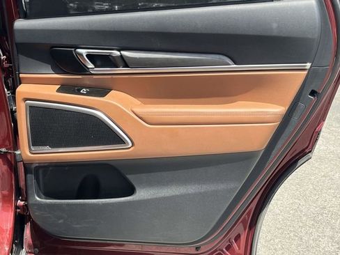 Used 2023 Kia Telluride EX X-Line image 25