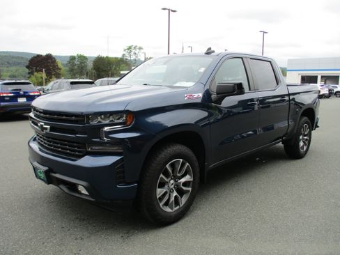 Certified 2022 Chevrolet Silverado 1500 RST w/ Z71 Off-Road Package AWD/4WD image 1