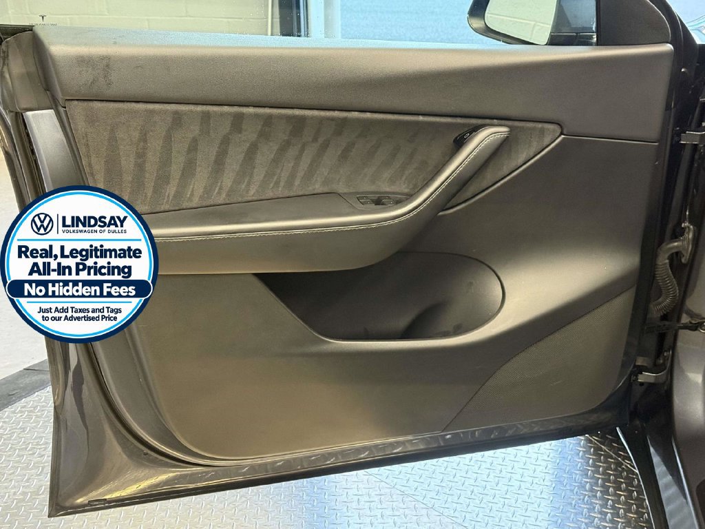Used 2021 Tesla Model Y Long Range AWD/4WD image 9