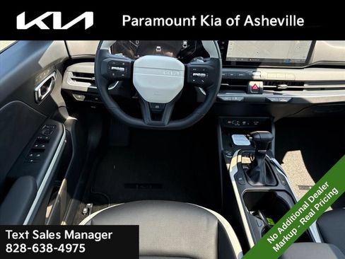 New 2026 Kia K4 GT-Line FWD image 25