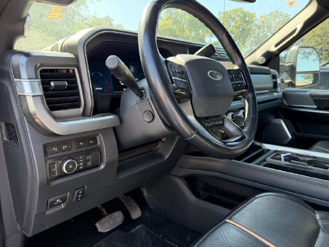 Used 2024 Ford F350 Platinum w/ FX4 Off-Road Package AWD/4WD image 6
