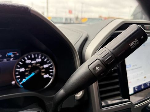 Used 2022 Ford F250 Lariat w/ Tremor Off-Road Package image 21