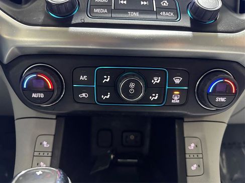 Used 2017 GMC Acadia SLT image 26