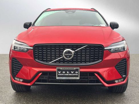 Certified 2023 Volvo XC60 B5 Plus w/ Climate Package image 8