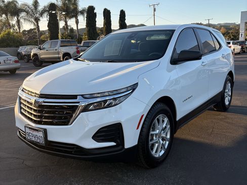 Used 2022 Chevrolet Equinox LS image 7