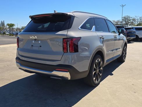 New 2026 Kia Sorento SX FWD image 8