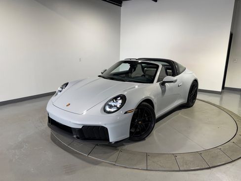 Used 2026 Porsche 911 Targa 4 GTS AWD/4WD image 8