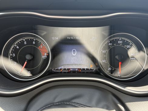 Used 2020 Jeep Cherokee High Altitude AWD/4WD image 8