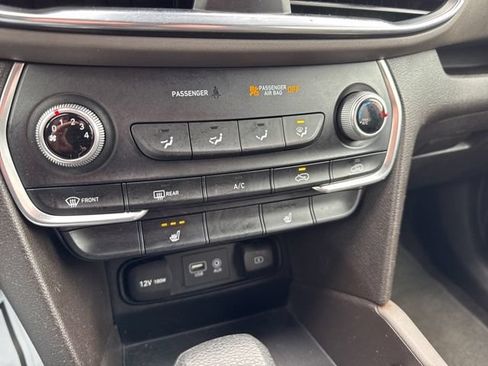 Used 2020 Hyundai Santa Fe SEL FWD image 14